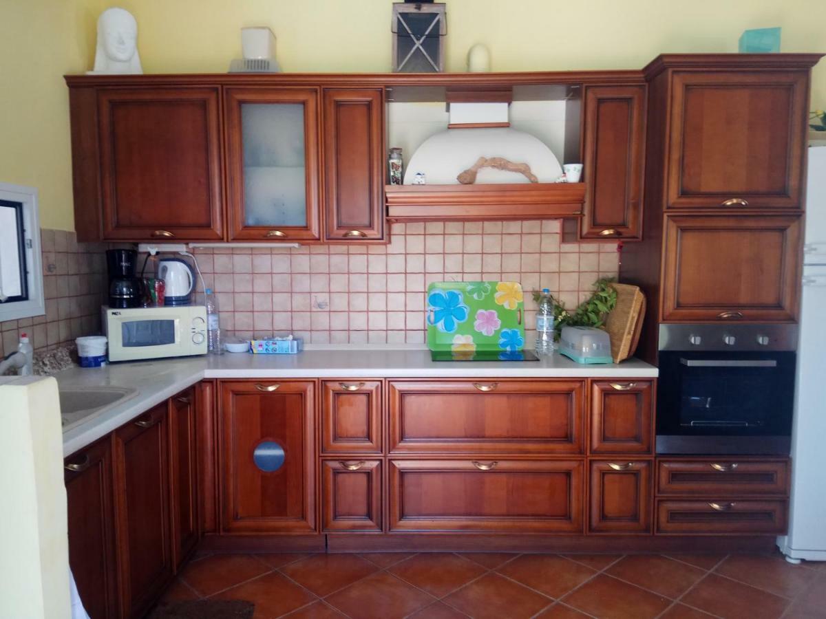 Vanna'S Holiday House Иериссос Экстерьер фото