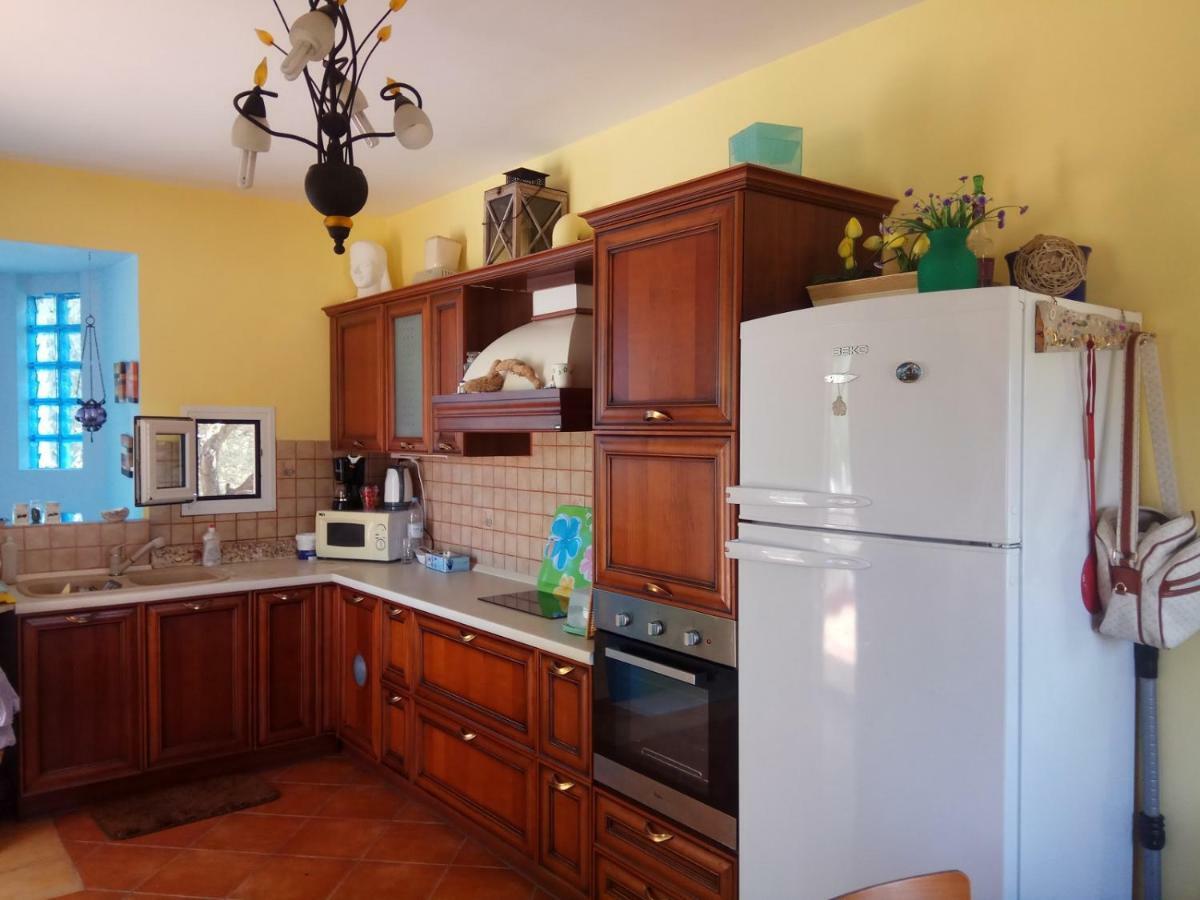 Vanna'S Holiday House Иериссос Экстерьер фото